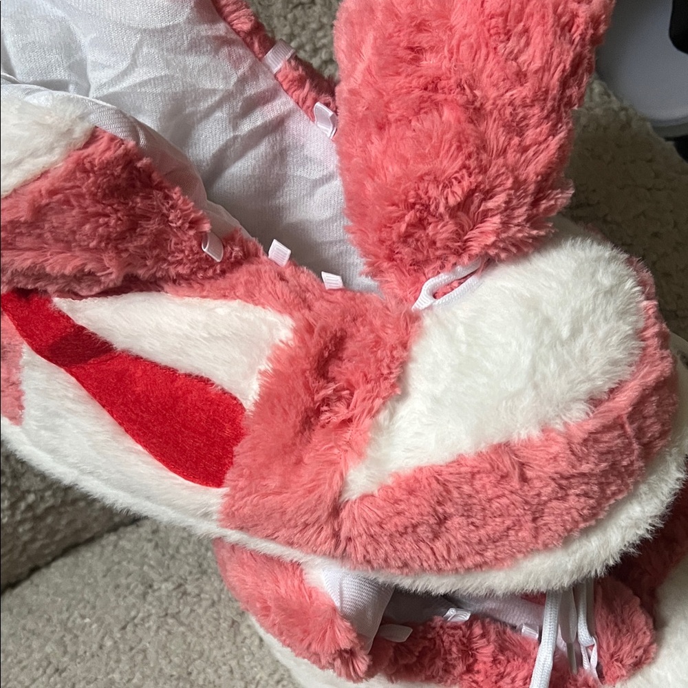 New Fashion Sneakers Slippers Plush OS Unique